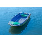 Стеклопластиковая лодка «Пингвин» под мотор