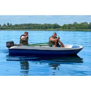 Стеклопластиковая лодка «Пингвин» под мотор