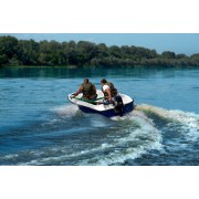 Стеклопластиковая лодка «Пингвин» под мотор